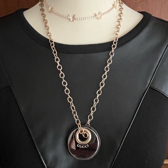 Authentic Gucci Logo Silver Charm (upcycled hardware from a Gucci handbag) - Picture 5 of 16